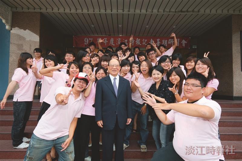 【1000期特刊】成就卓越的媒體開路先鋒創辦人 張建邦