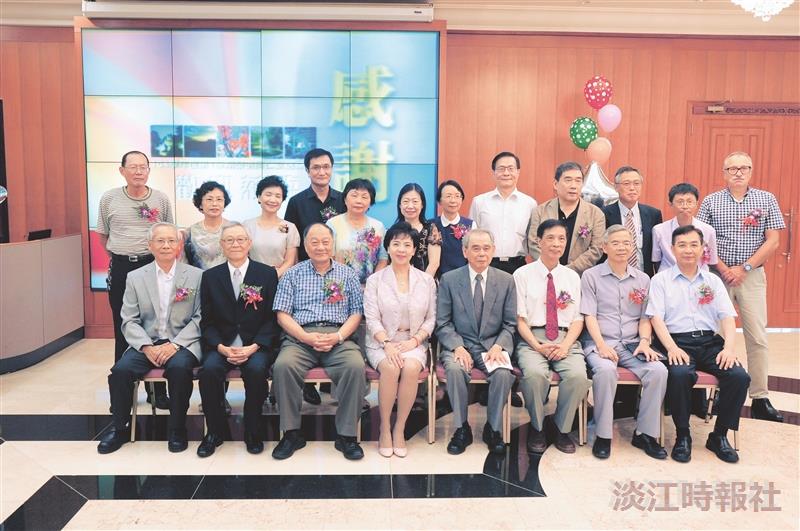 人資處於6月14日在覺生國際會議廳舉辦「104學年度第2學期榮退同仁歡送茶會」。本次榮退教職員共28位，其中14位出席歡送茶會，校長張家宜與3位副校長、退休聯誼會理事長林雲山等人出席，逾百人到場獻上祝福。