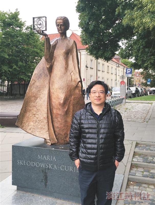 商管學院／經營管理全英語碩士學位學程主任曹銳勤