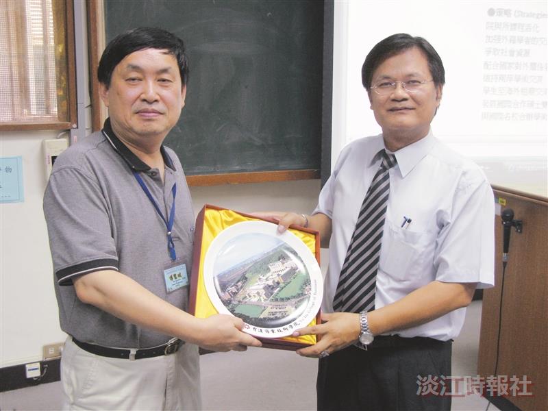 國際研究學院／中國大陸研究所所長郭建中