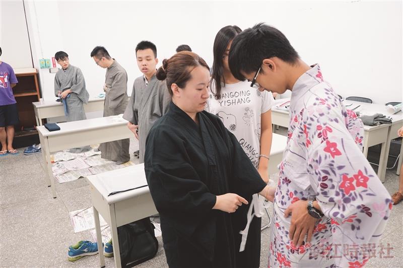 日本文化研究社 浴衣初體驗