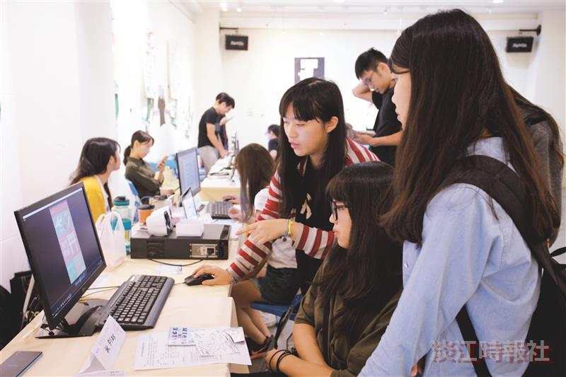 資管週14組專題展成果