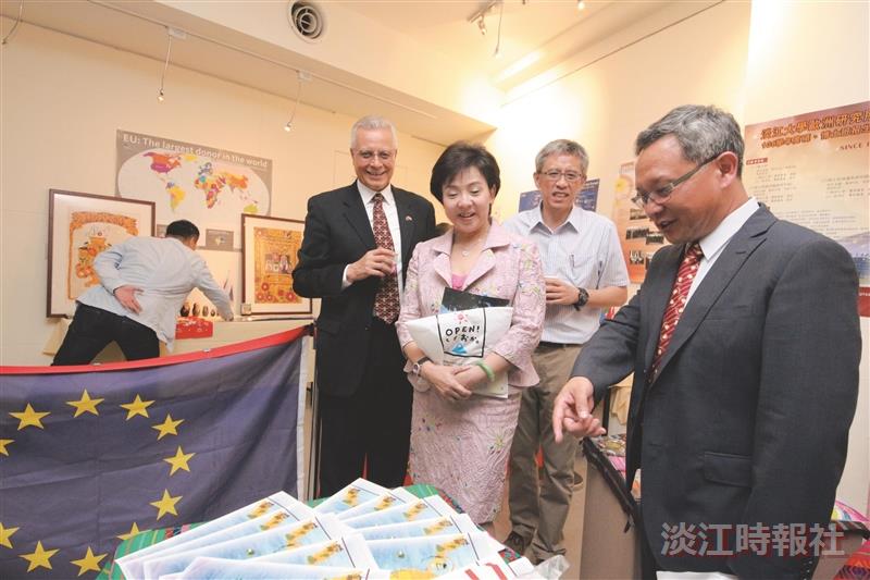 國際研究學院首辦院週展系所特色