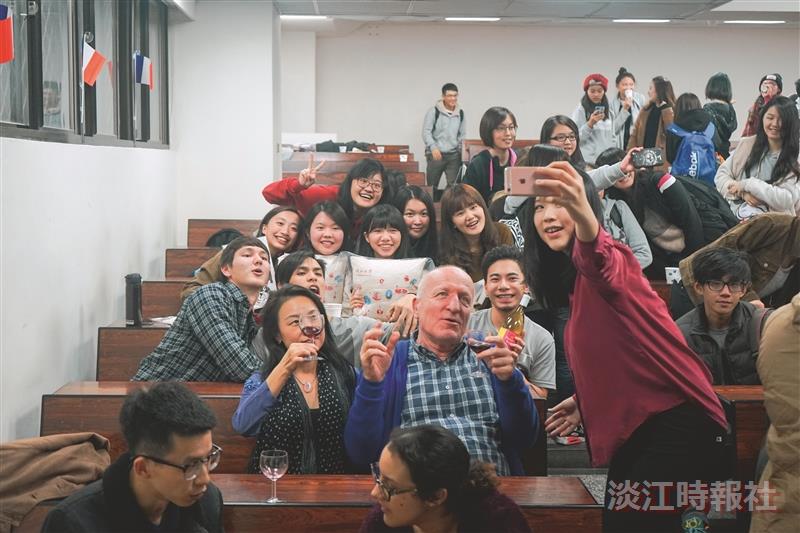 薄酒萊新酒 開瓶