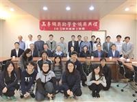 高千媛頒高李綢獎助金勉勵12生