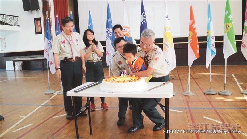 跨校200童軍賀淡江童軍團慶