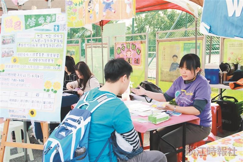 社團招生熱情滿滿 搶人大進擊