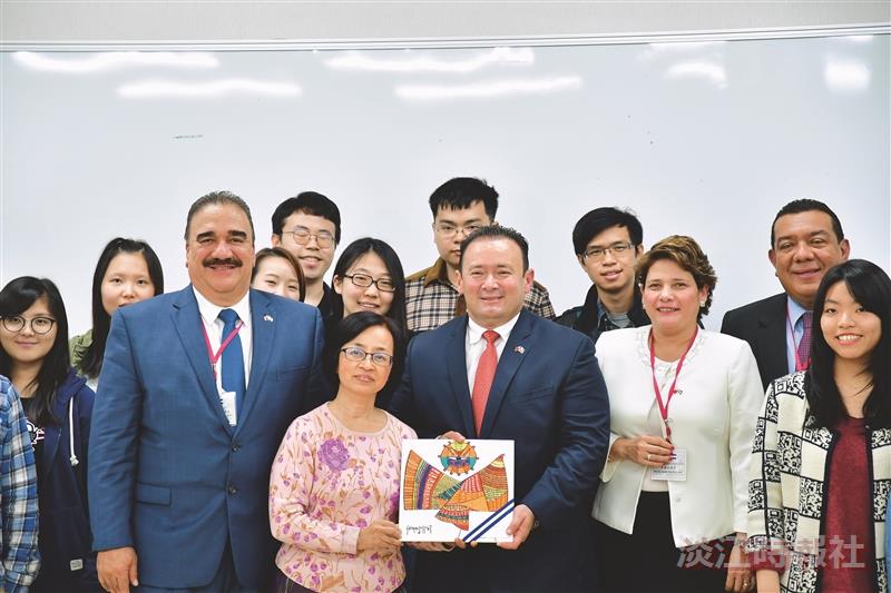 薩國國會議長來校 解析區域情勢