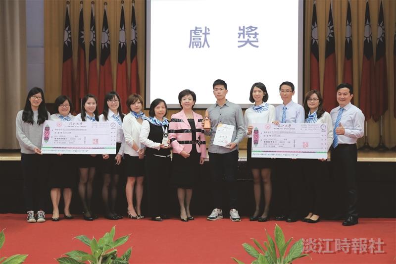 105學年度全面品質管理研習會特刊：獻獎－夢圈甜甜圈獲銀銅塔獎