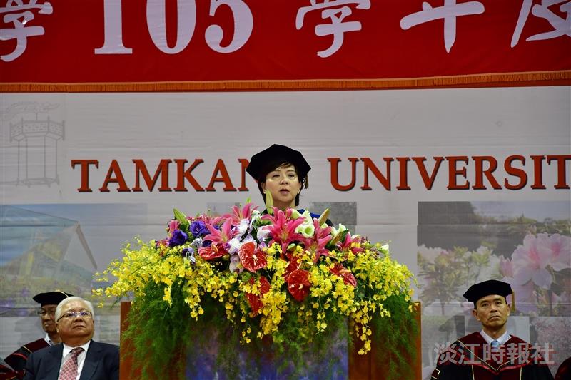 105學年度畢業典禮精彩花絮－張校長以愛因斯坦名言勉勵畢業生