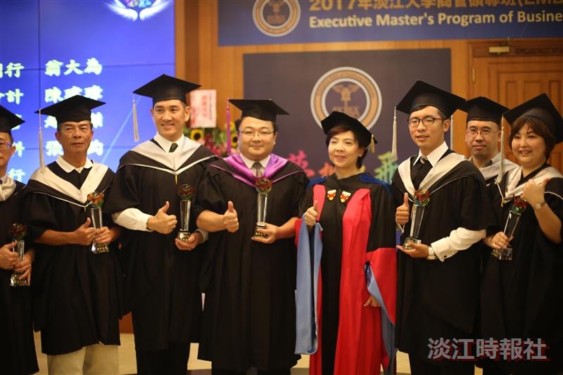 105學年度EMBA自辦畢業典禮
