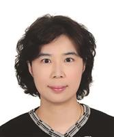 產業金融暨經營管理博士學位學程主任陳玉瓏