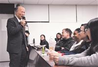 外交與國際系邀請法文系校友呂慶龍演講
