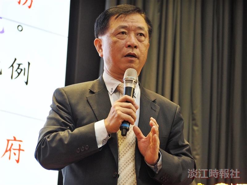 3月3日世界校友會聯合會雙年會論壇的第二場演講，邀請財金系教授兼兩岸金融中心主任林蒼祥開講。