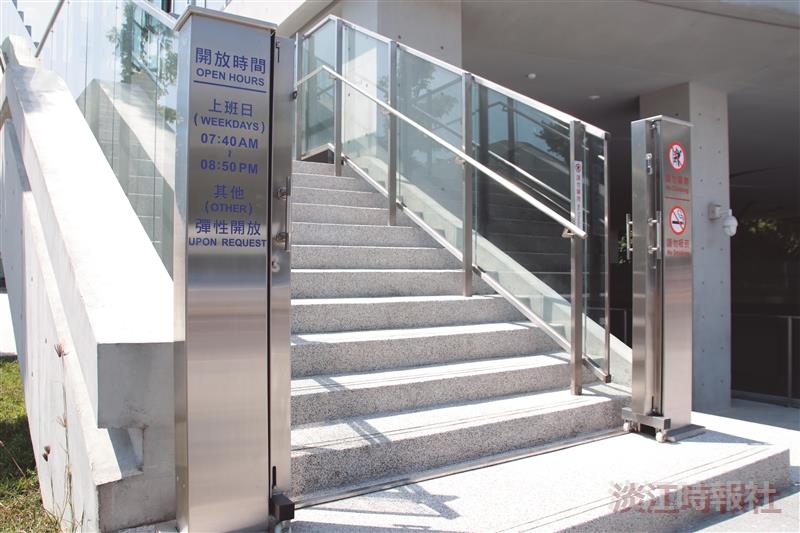 守謙國際會議中心加裝閘門顧安全