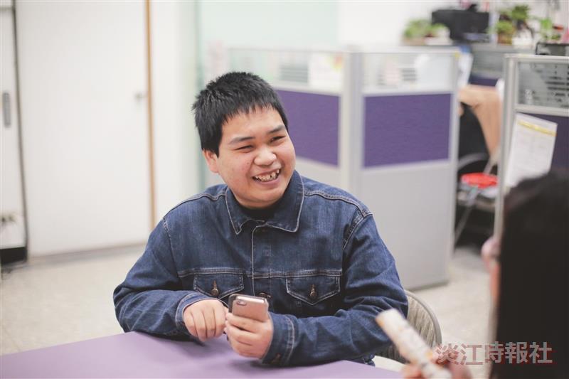 視障生廖晉宏料理圓夢