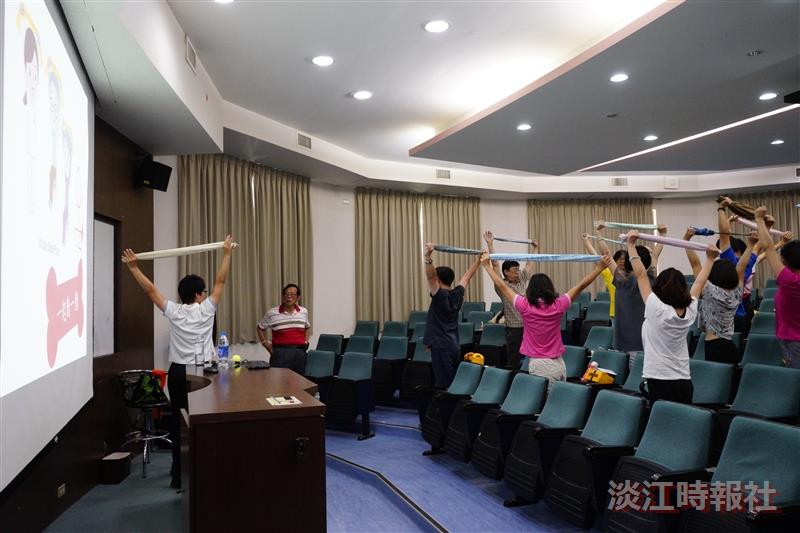 骨骼保健體驗毛巾操活絡筋骨