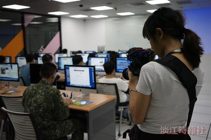 路透社到校採訪ROTC