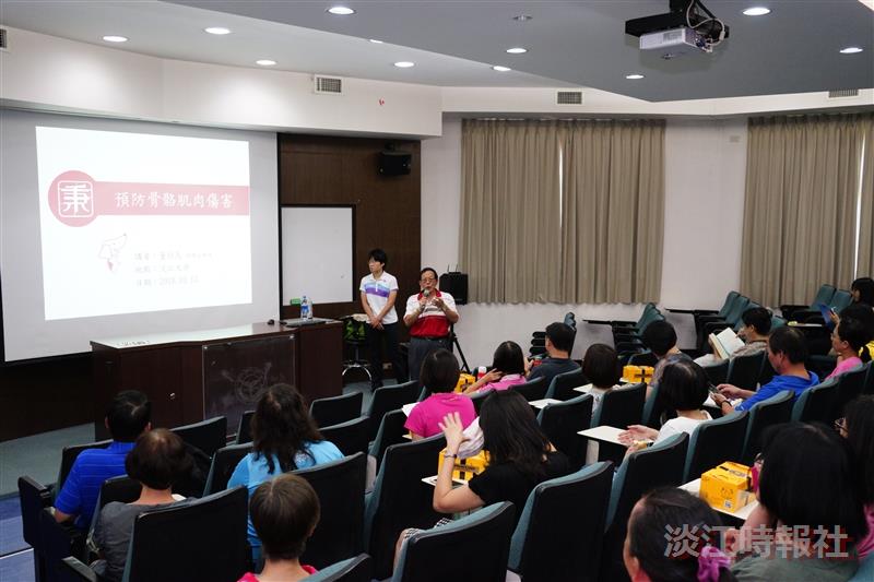 骨骼保健體驗毛巾操活絡筋骨