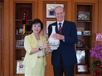 10/23 (二) 熊貓講座 Prof. Heinz Brandl