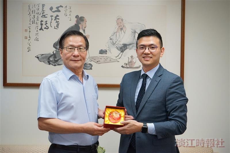 香港經貿辦事處來校拜會 探訪港生