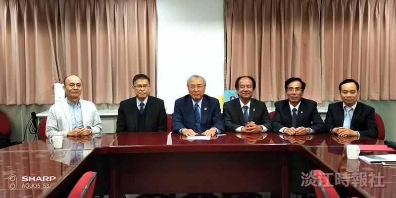 理學院與越南胡志明技術大學、大叻大學、西原大學簽訂學術交流協議書