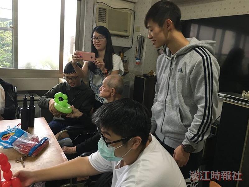 氣球社到老人院志工服務