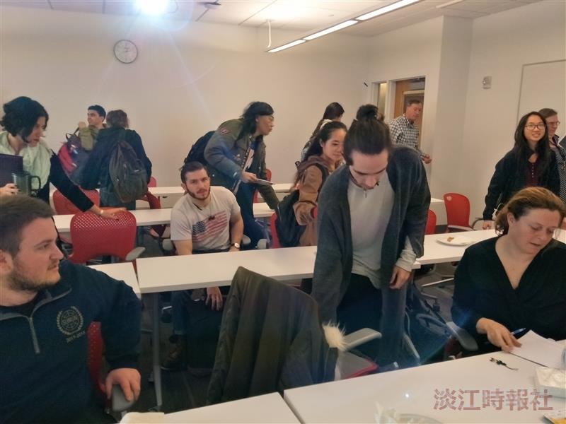 姊妹校美國波士頓沙福克大學交流招生分享會