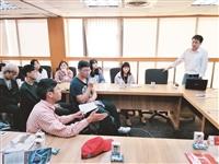 俄文系企業參訪 學生預見多元出路