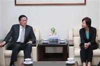 會見澳門經濟文化處主任