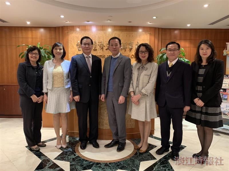 葛校長1/17.18赴港與多所中學聯盟簽約