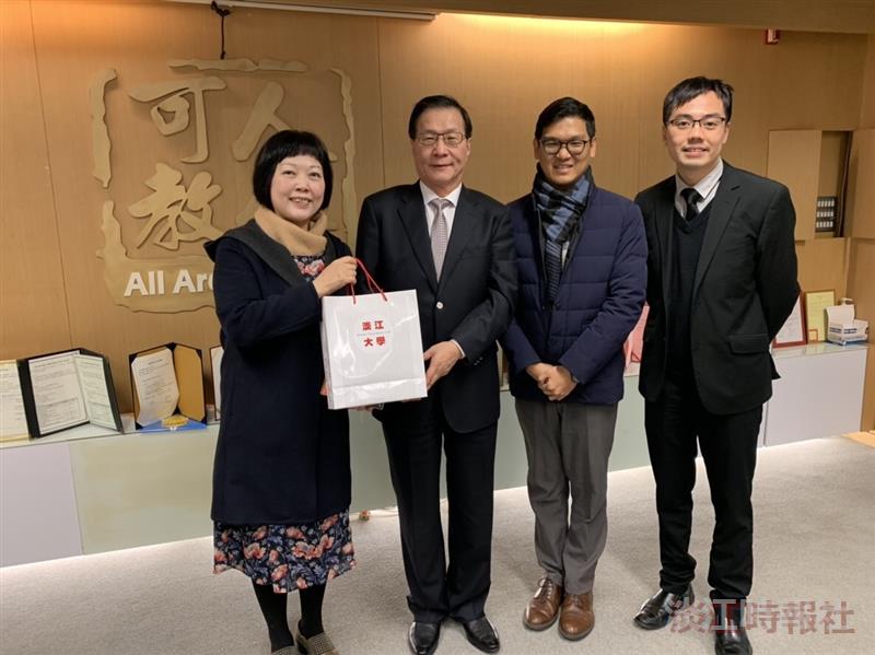 葛校長1/17.18赴港與多所中學聯盟簽約
