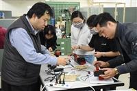 安全木工體驗-製作原創木造型筆活動