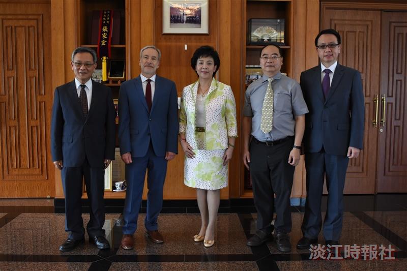 國際學院熊貓講座