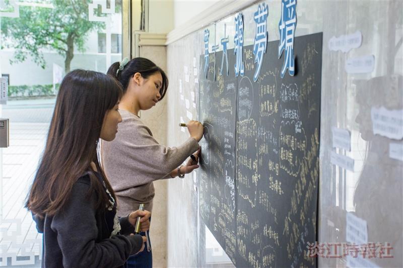 微光現代詩社展覽
