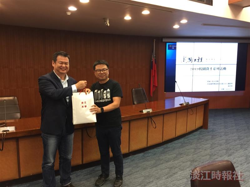 土木系系學會邀請校友董世寧總經理演講