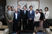 文學院熊貓講者林暐 拜會葛校長、張董事長