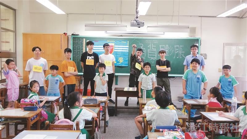 專業知能服務學習十年有成