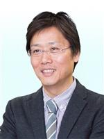 化學系熊貓講者安達千波矢