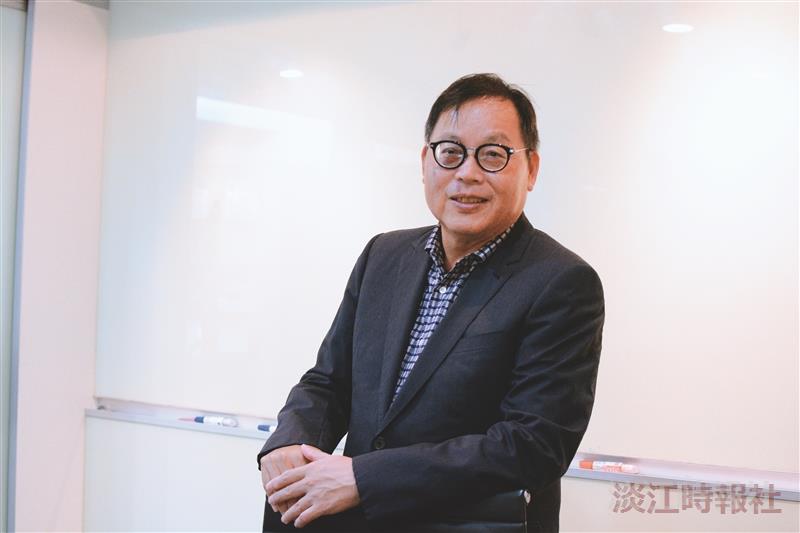 第33屆金鷹獎得主 富樂群建設董事長 土木系校友莊子華