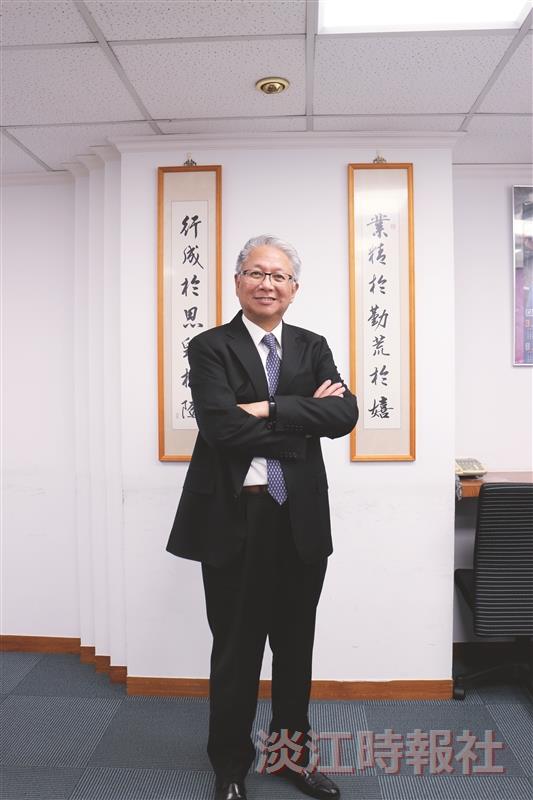 第33屆金鷹獎得主 大州數位服務董事長 電算系（現資工系)校友李述忠