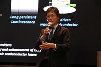 化學系邀請九州大學安達千波矢教授熊貓講座