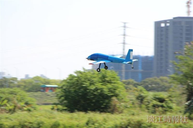 航太系試飛無人飛行載具uav實驗室試飛無人機