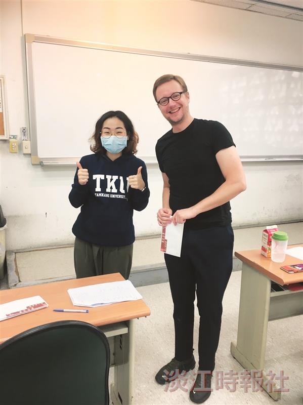 華語中心發口罩