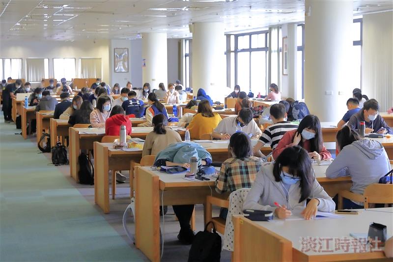 圖書館溫書