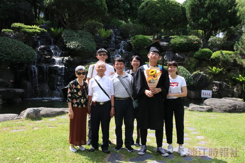 108 畢業典禮 _ 廖英圻