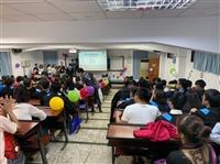 機械系小畢典 師長勉珍惜在校情緣
