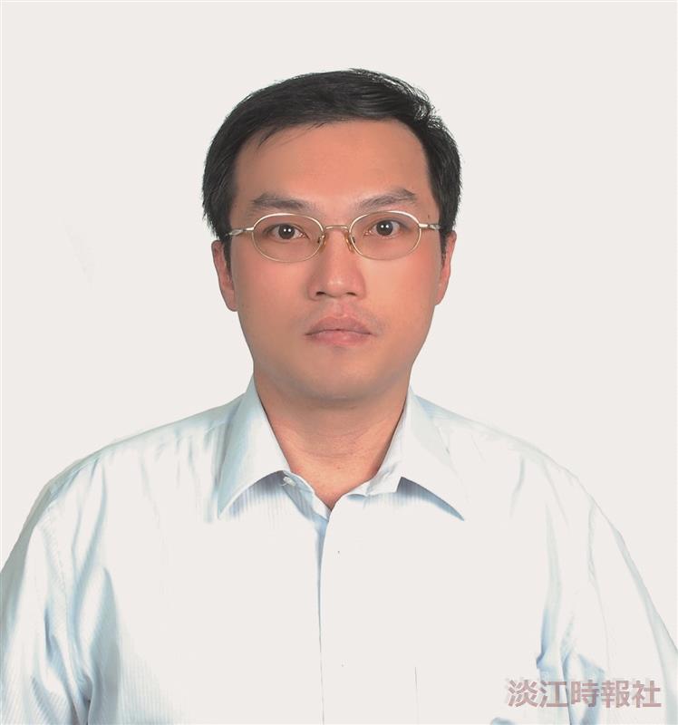 109學年度新任二級主管-資訊創新與科技學系主任張峯誠