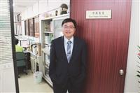 學生事務處學務長武士戎