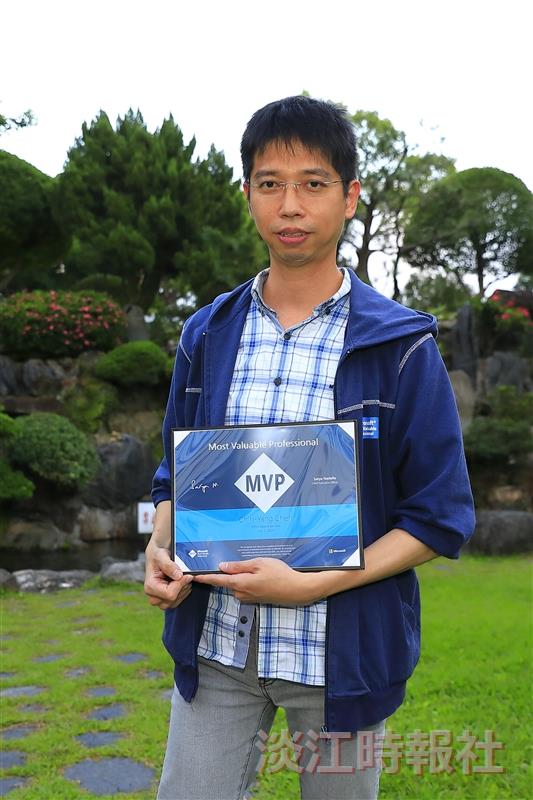 【卓爾不群】微軟10年MVP講師資工博士陳智揚